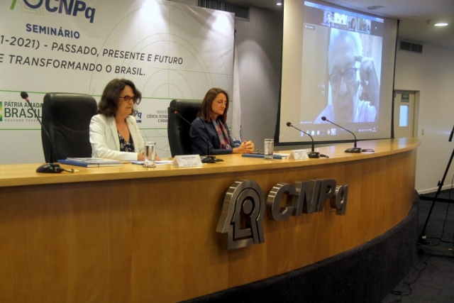 Maria Zaira Turchi, Ministra Ana Beatriz Martins e José Galizia Tundisi (remotamente)